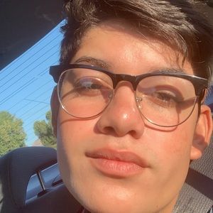 Meet your Posher, Luis